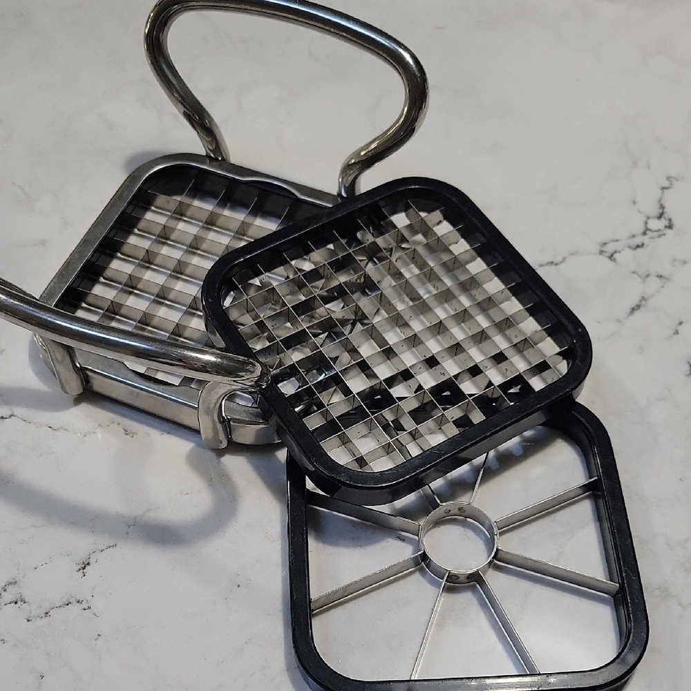 Pampered Chef Stainless Steel and Black Chopper